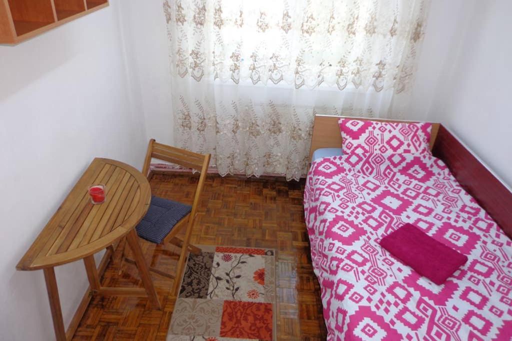 Aldine Comfort : Entire Apartment With 2 Bedrooms Sybin Zewnętrze zdjęcie