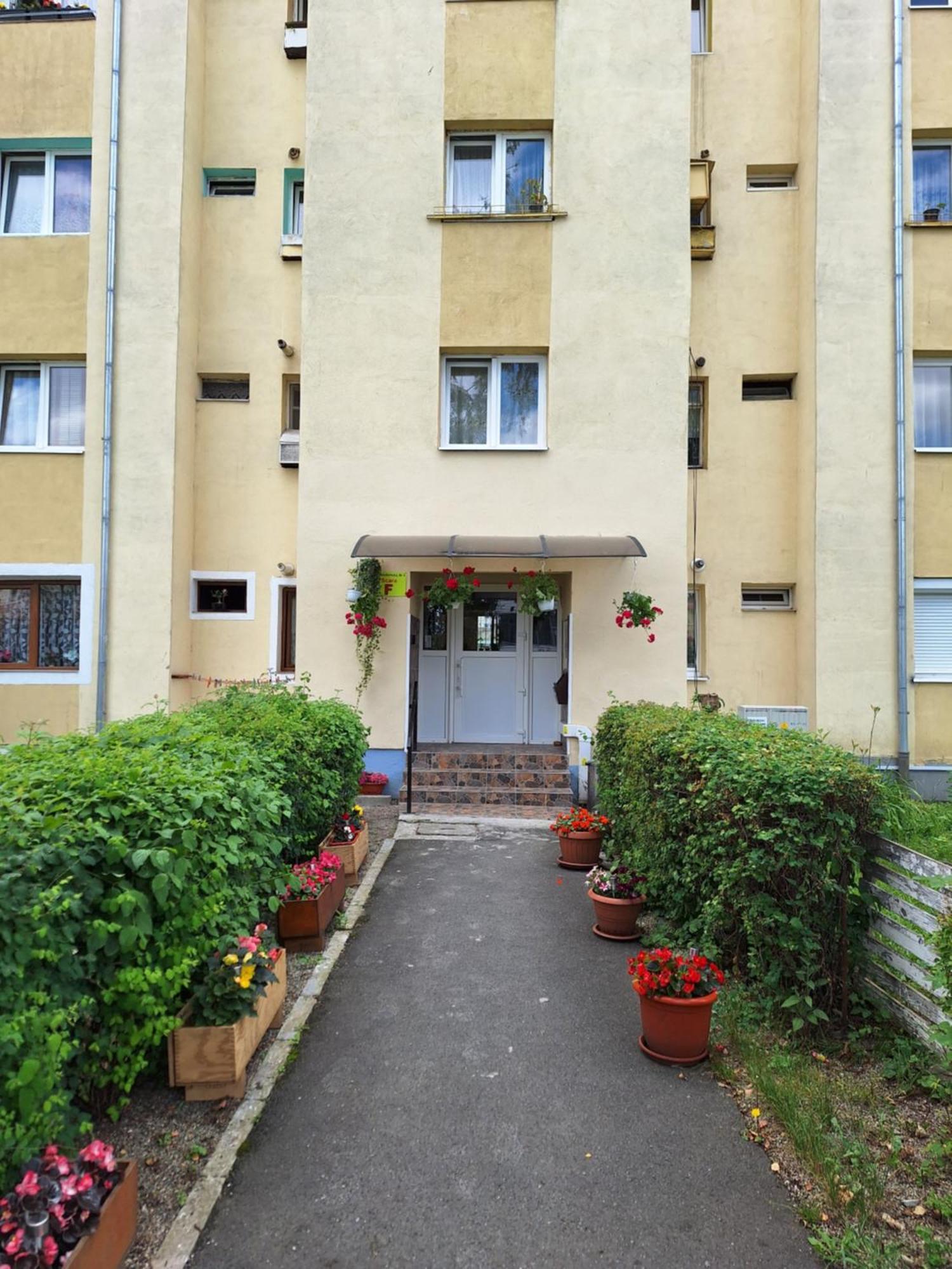 Aldine Comfort : Entire Apartment With 2 Bedrooms Sybin Zewnętrze zdjęcie